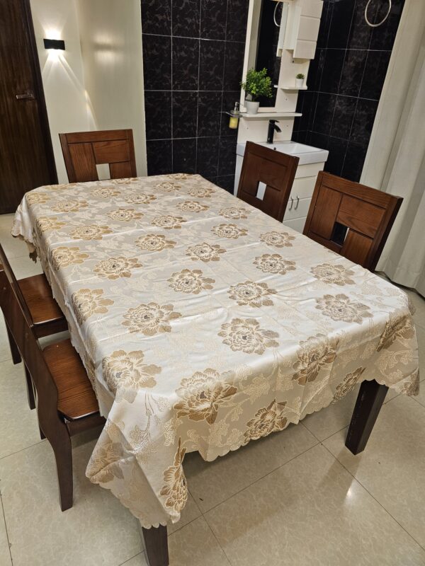 Kerry Table Cloth - Image 6