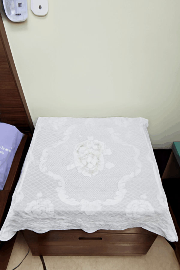 WhiteNest Bed Table Cloth